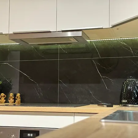 Good Time Centrum Strzelecka B *