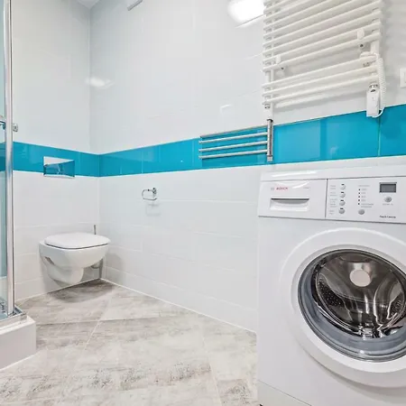 Good Time Centrum Strzelecka B * 포즈난