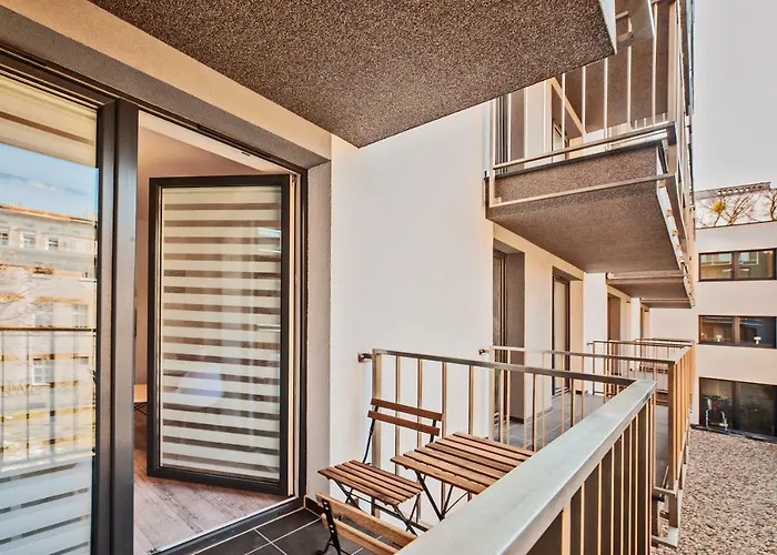 Good Time Centrum Strzelecka B * Poznań